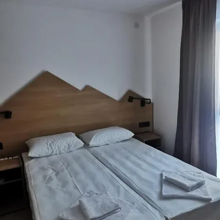 فندق Vucja Reka Crni Vrh