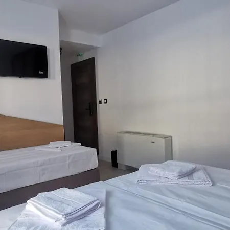 Vucja Reka * Crni Vrh