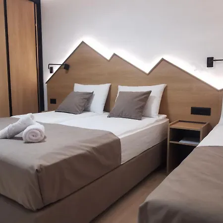 Vucja Reka فندق *