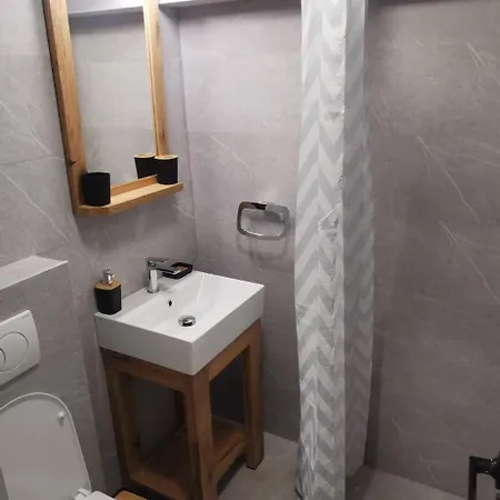 Vucja Reka * Crni Vrh